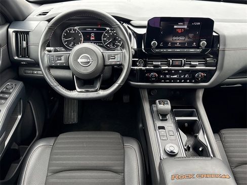 Used 2024 Nissan Pathfinder Rock Creek image 17