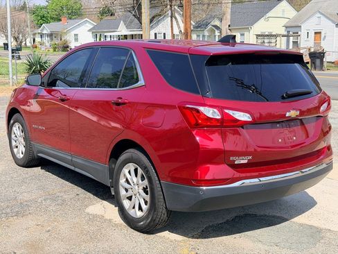Used 2018 Chevrolet Equinox LT image 10