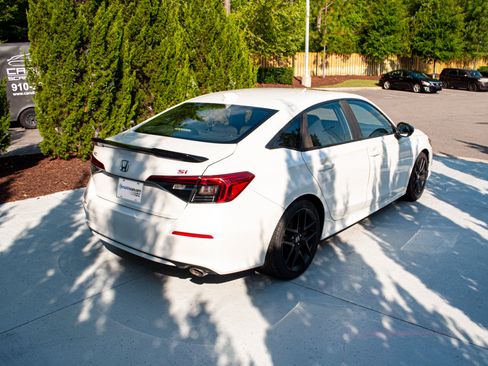 Used 2023 Honda Civic Si image 8
