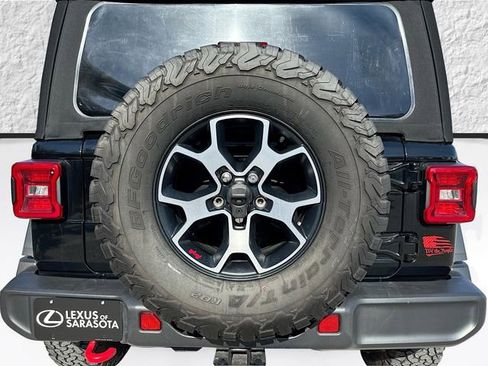 Used 2022 Jeep Wrangler Unlimited Rubicon w/ LED Lighting Group image 13