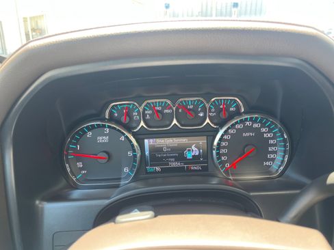 Used 2018 GMC Sierra 1500 SLT AWD/4WD image 16