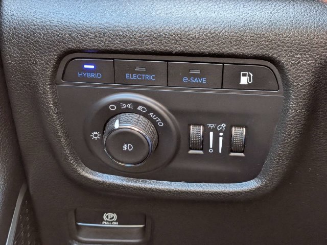 Used 2024 Jeep Grand Cherokee Limited 4xe AWD/4WD image 23