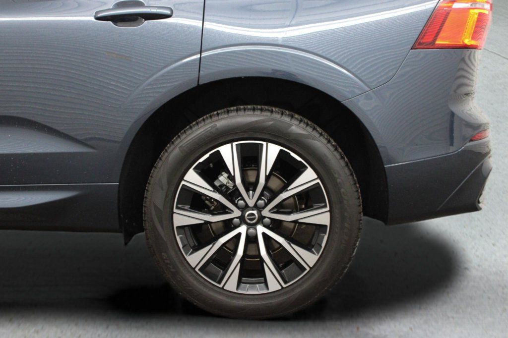 Used 2024 Volvo XC60 B5 Core w/ Protection Package Premier AWD/4WD image 8