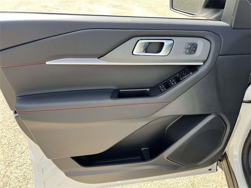 New 2026 Ford Explorer ST image 12