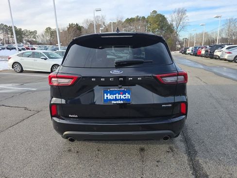 Used 2023 Ford Escape ST-Line Select w/ Tech Pack #1 AWD/4WD image 4