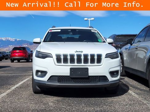 Used 2019 Jeep Cherokee Limited image 3
