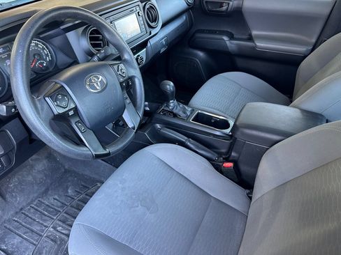 Used 2018 Toyota Tacoma SR RWD image 9