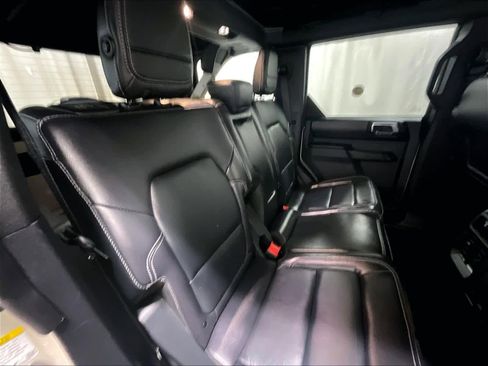 Used 2025 Ford Bronco Outer Banks image 16