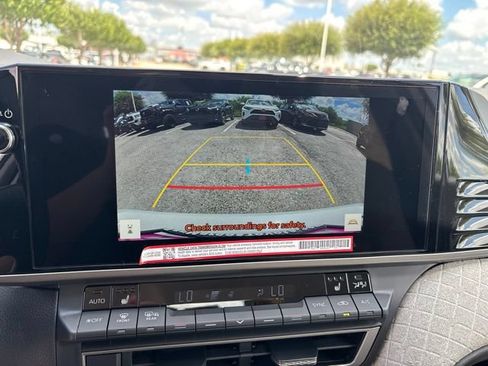 New 2026 Toyota Camry XLE FWD image 32