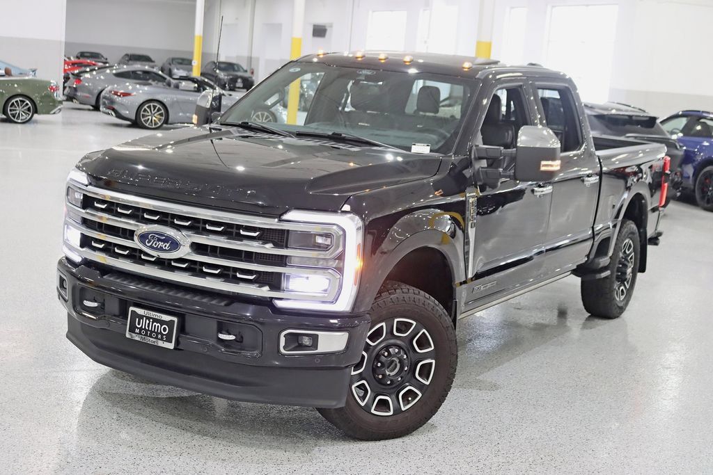 Used 2024 Ford F350 Platinum AWD/4WD image 5