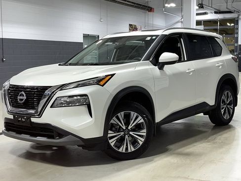 Used 2023 Nissan Rogue SV w/ SV Premium B Package image 29