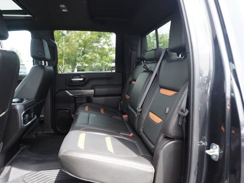 Used 2020 GMC Sierra 3500 AT4 w/ AT4 Premium Package AWD/4WD image 16