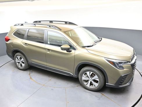 Certified 2025 Subaru Ascent Premium AWD/4WD image 42