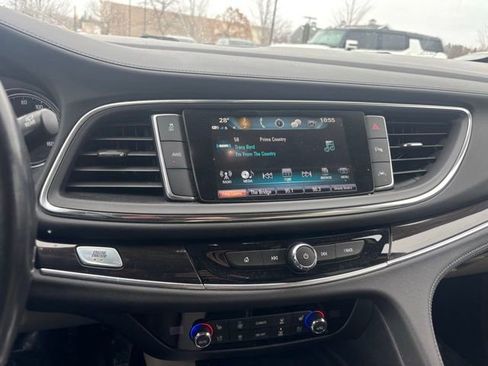 Used 2018 Buick Enclave Premium w/ LPO, Hit The Road Package image 12