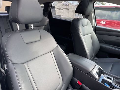 New 2025 Hyundai Tucson SEL image 11