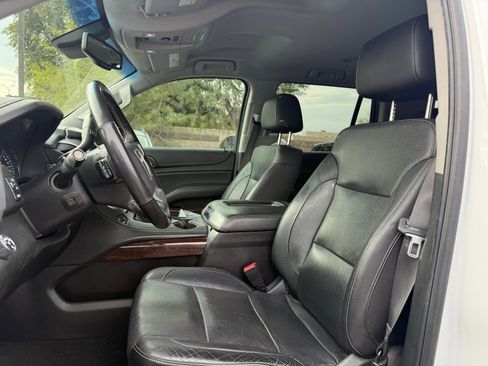 Used 2018 GMC Yukon SLT image 12