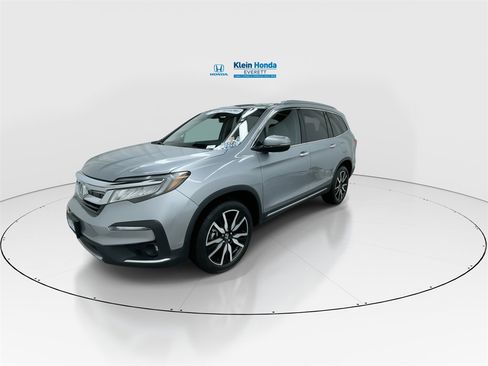 Used 2020 Honda Pilot Touring image 6