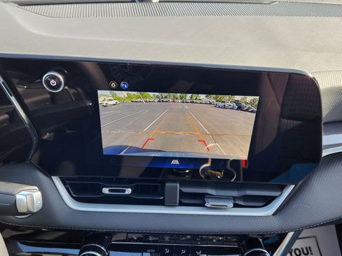 New 2026 Chevrolet Equinox LT FWD image 13