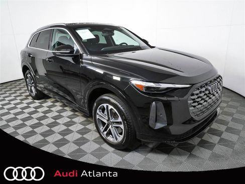 Used 2025 Audi Q5 Premium w/ Convenience Package AWD/4WD image 1