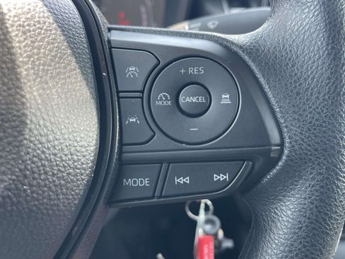 Used 2026 Toyota Corolla LE FWD image 25