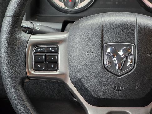 Used 2024 RAM 1500 Classic SLT AWD/4WD image 15