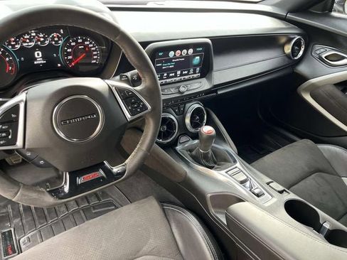 Used 2018 Chevrolet Camaro SS image 13