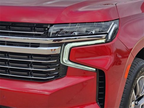 Used 2024 Chevrolet Tahoe LT w/ Luxury Package AWD/4WD image 16