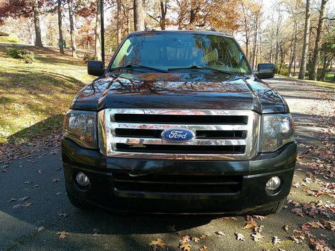 Used 2014 Ford Expedition Limited image 2