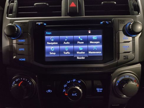 Used 2017 Toyota 4Runner SR5 Premium image 25