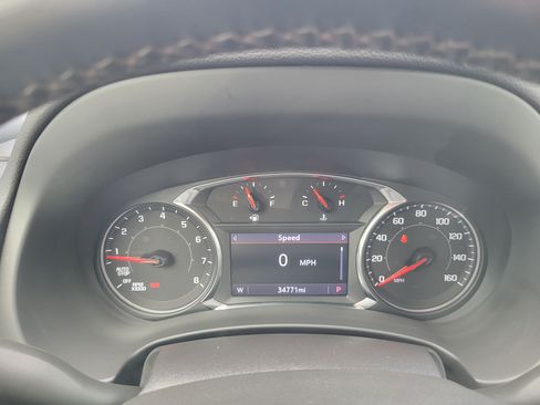 Used 2023 GMC Terrain SLT w/ Tech Package FWD image 29