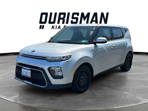 Used 2020 Kia Soul LX FWD image 2