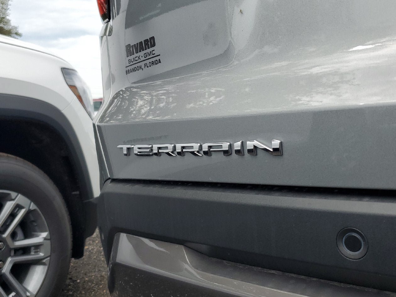 New 2027 GMC Terrain Elevation FWD image 8