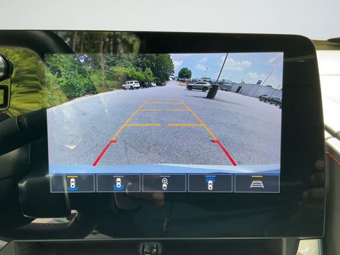 Used 2020 Chevrolet Corvette Stingray Premium Cpe w/ 3LT Preferred Equipment Group RWD image 17