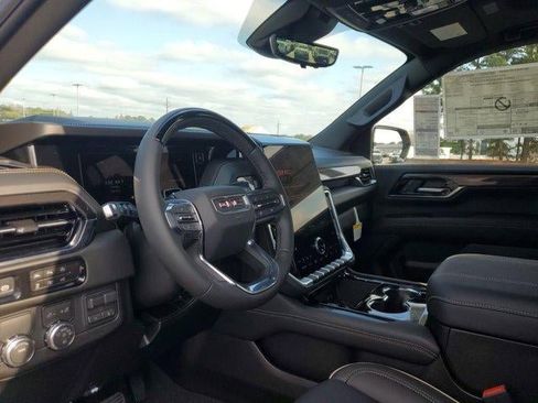 New 2026 GMC Yukon XL Elevation w/ Elevation Premium Package image 18