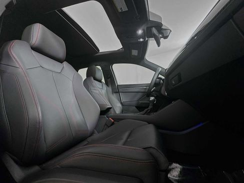 Used 2025 Audi Q3 2.0T Premium Plus w/ Premium Plus Package image 27