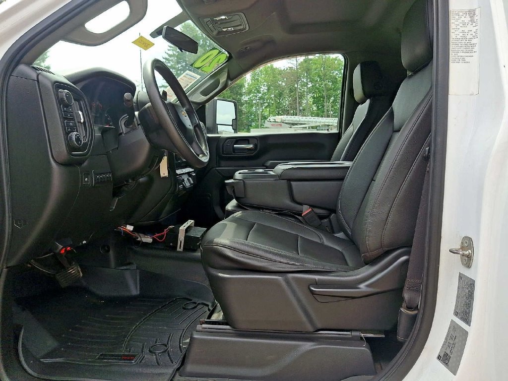 Used 2020 Chevrolet Silverado 3500 W/T w/ WT Convenience Package AWD/4WD image 9