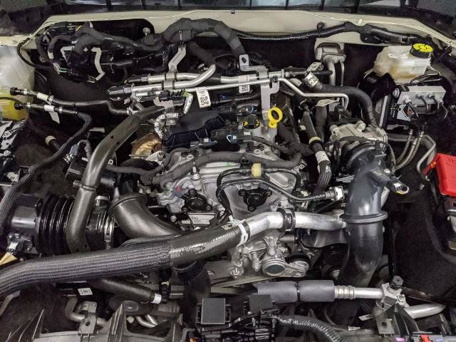 Used 2025 Ford Bronco Outer Banks AWD/4WD image 24