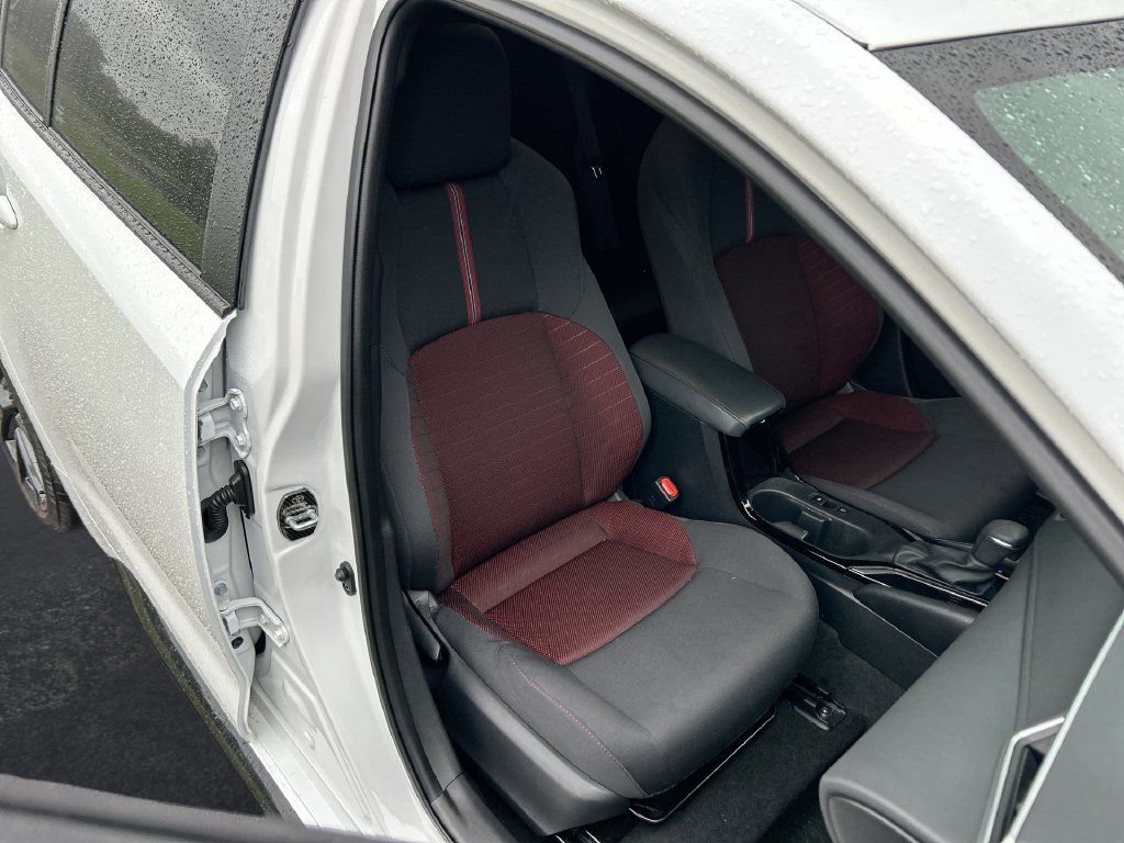 Used 2024 Toyota Corolla SE FWD image 31