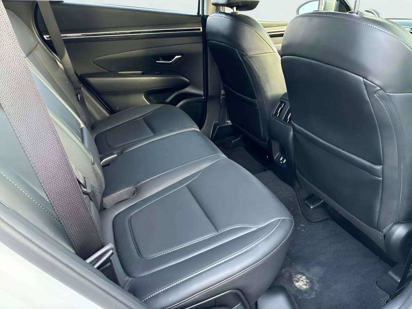 Certified 2024 Hyundai Tucson SEL w/ Convenience Package FWD image 13