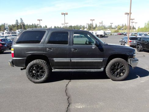 Used 2004 Chevrolet Tahoe LS AWD/4WD image 6