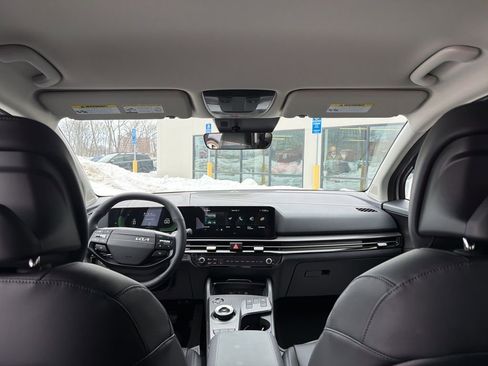 New 2026 Kia Sportage EX image 24