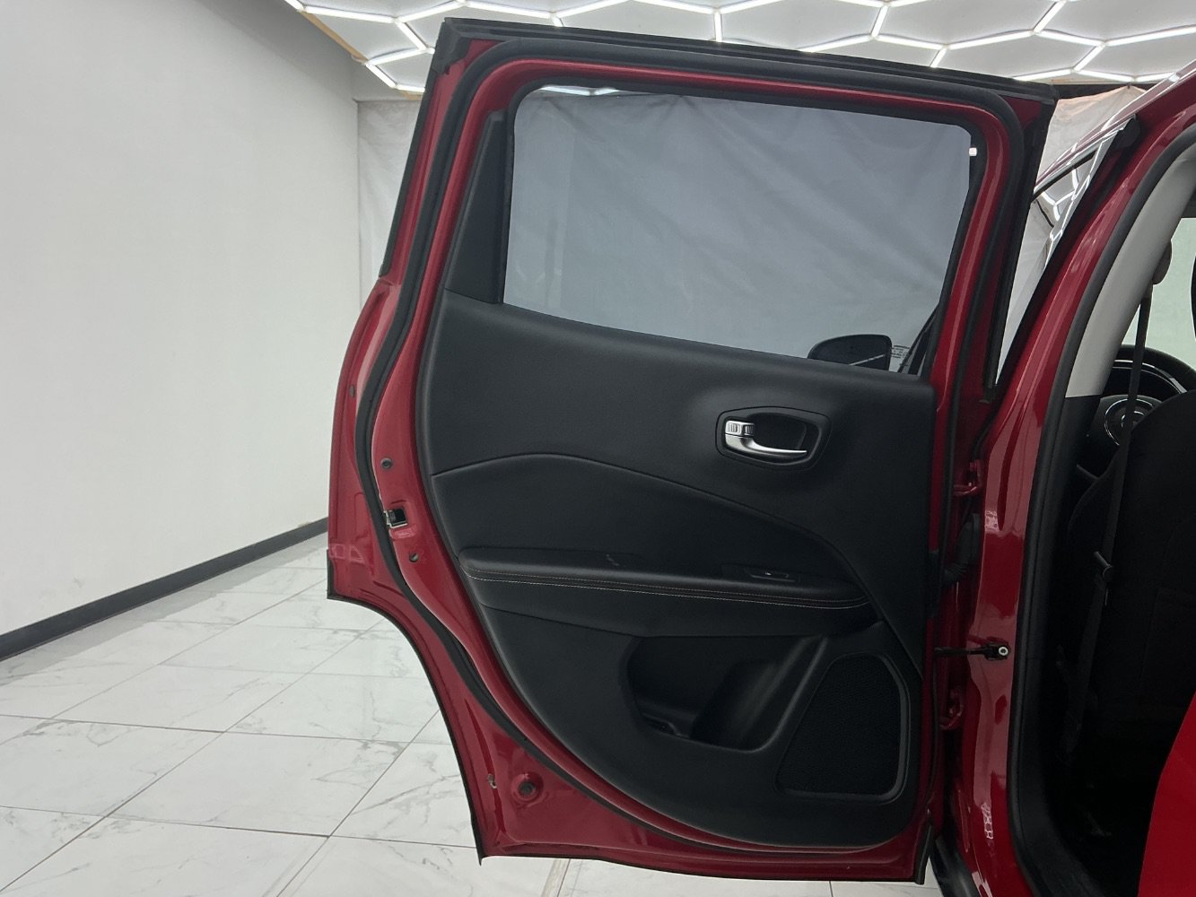 Used 2018 Jeep Compass Sport FWD image 24
