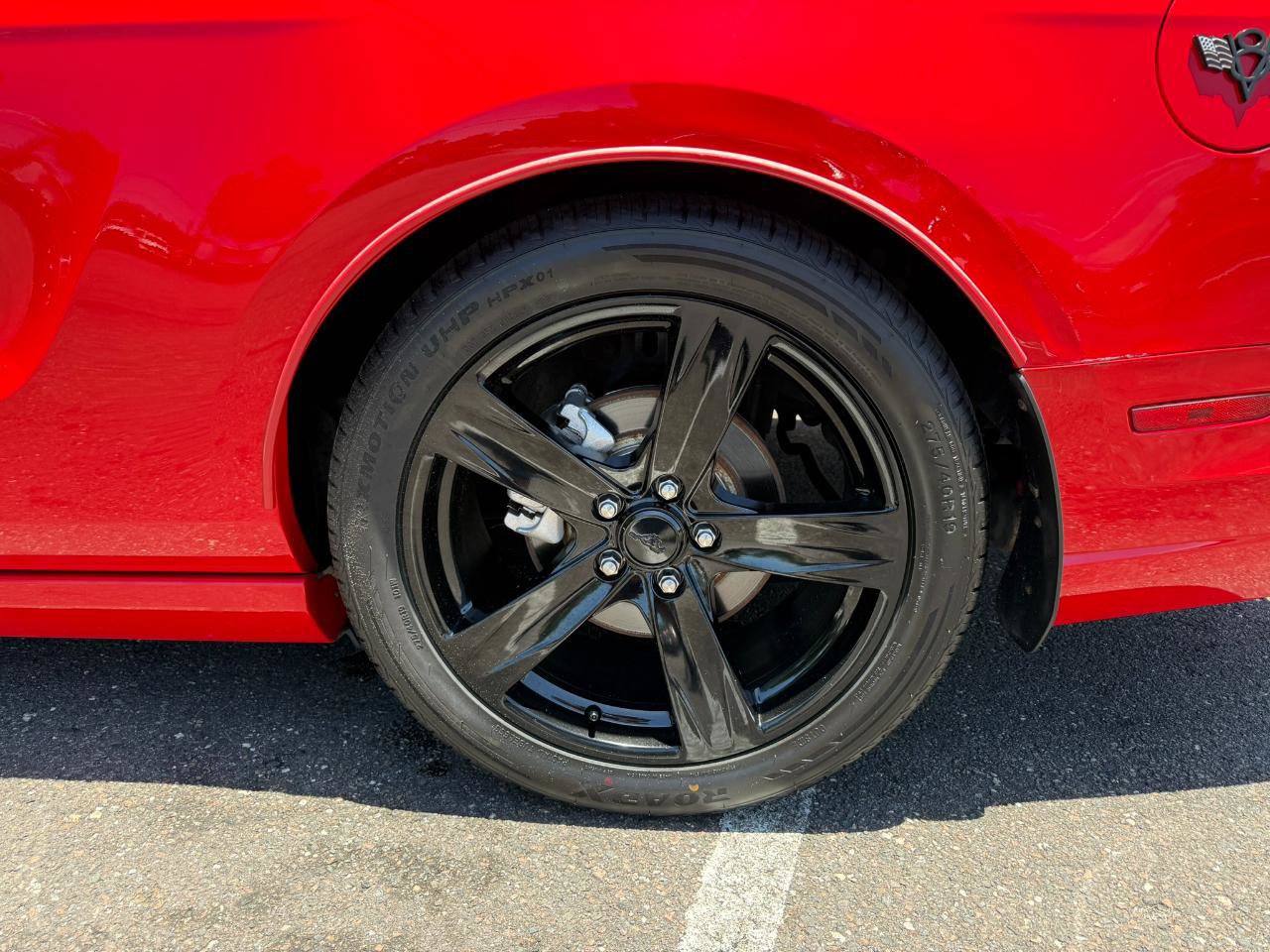 Used 2014 Ford Mustang GT Premium w/ Comfort Package RWD image 7