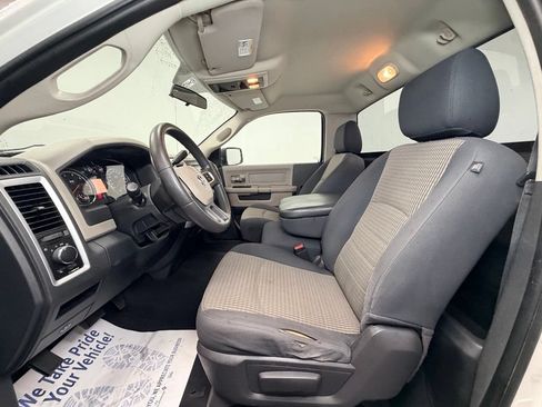 Used 2009 Dodge Ram 1500 Truck SLT RWD image 2