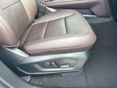 New 2026 Ford Explorer Platinum w/ LUX Leather Package image 14