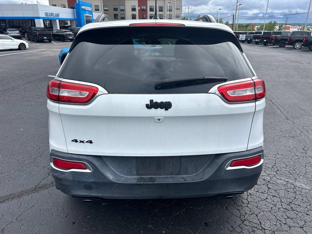 Used 2014 Jeep Cherokee Latitude w/ Comfort/Convenience Group AWD/4WD image 6