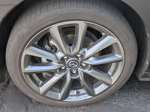 Used 2024 MAZDA MAZDA3 s FWD image 7