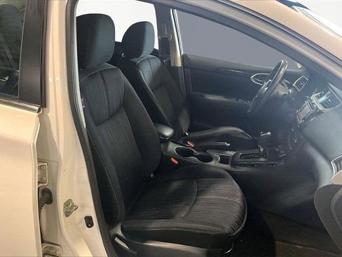Used 2016 Nissan Sentra SV image 7