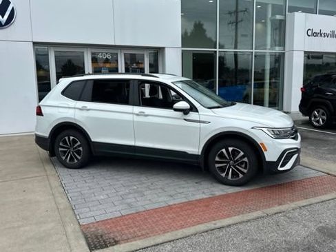 Used 2024 Volkswagen Tiguan S FWD image 3