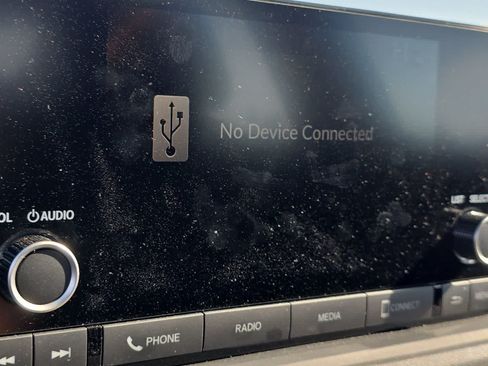 Used 2025 Honda Accord LX image 19